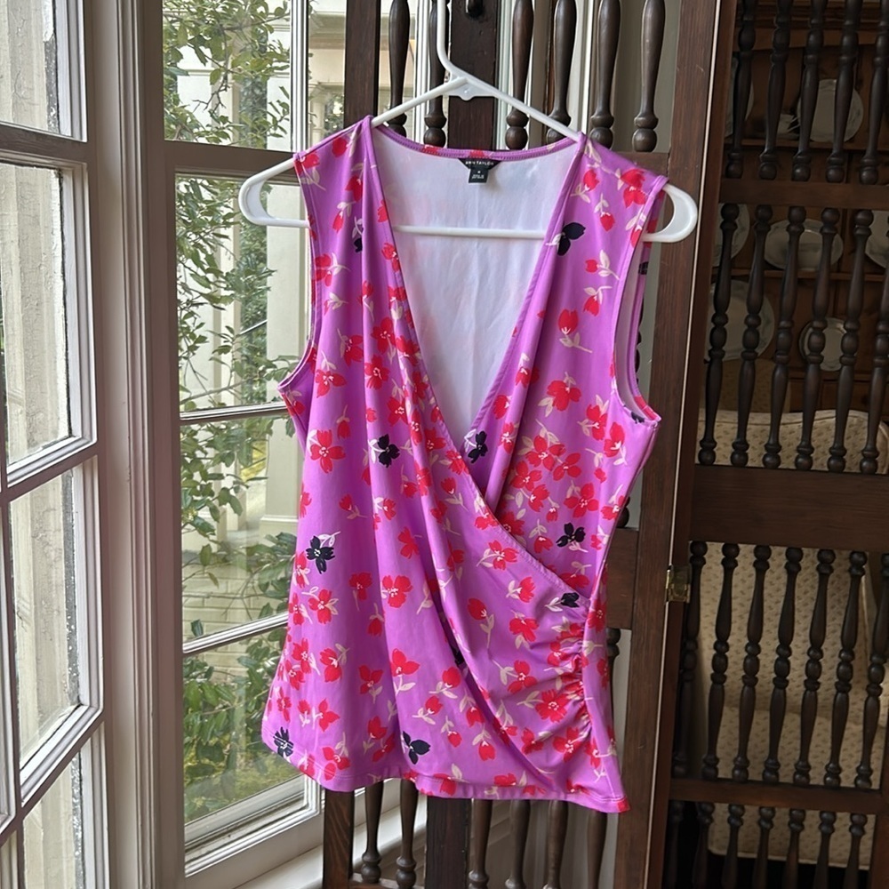 Wrap Top Purple Red Black Floral Design Sleeveless Top Medium Travelers Top